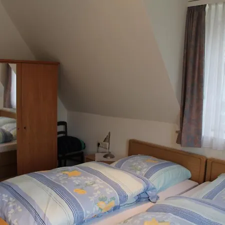 בית הארחה Gastehaus Engelcke 2*