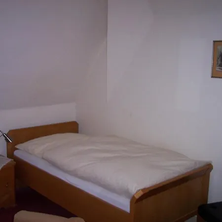 בית הארחה Gastehaus Engelcke 2*